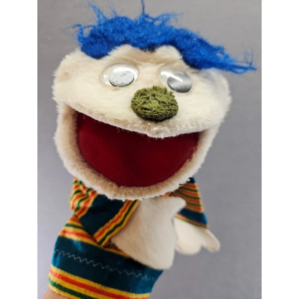 Vintage Tricia San Francisco Hand Crafted Hand Puppet (sku 156)